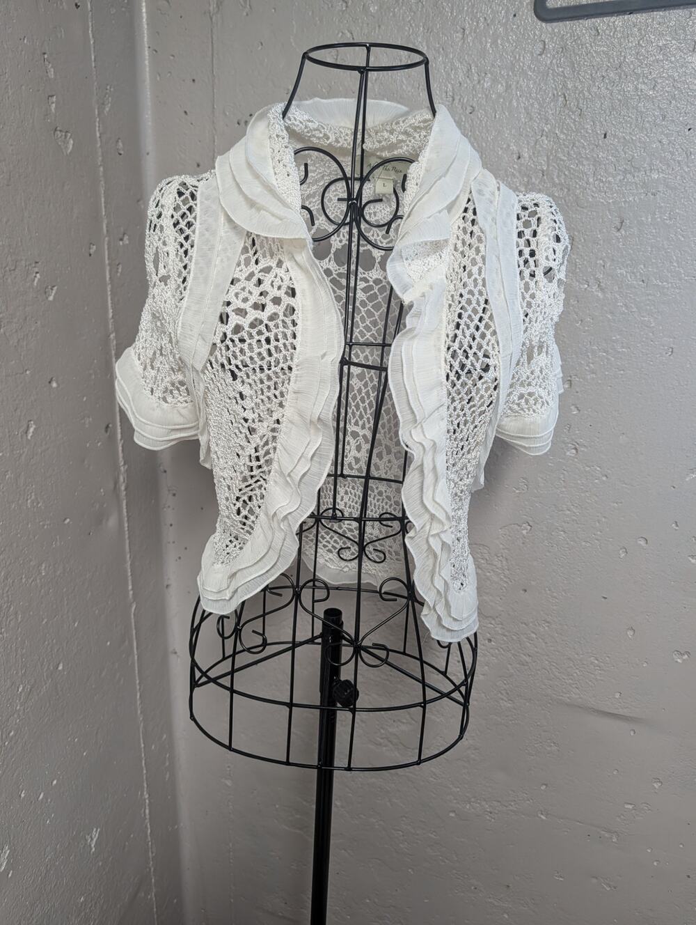 After The Rain White Crochet Ruffle Open Front Cardigan Large
